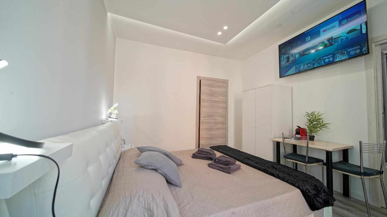 Destiny Home 2 Verona Piazza Isolo Ruang foto