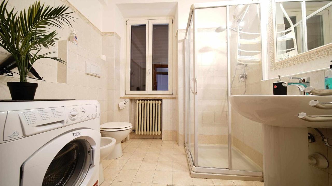 Destiny Home 2 Verona Piazza Isolo Bagian luar foto