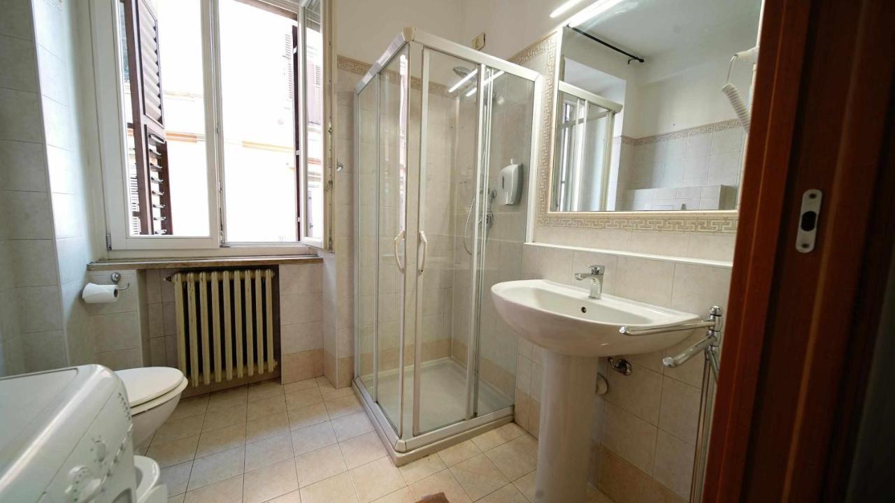 Destiny Home 2 Verona Piazza Isolo Bagian luar foto